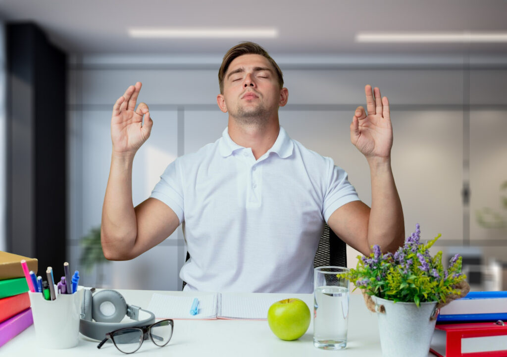 holixer-holy-basil-extract-helps-reduce-stress