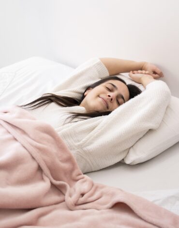 holy-basil-extract-help-to-improves-sleep